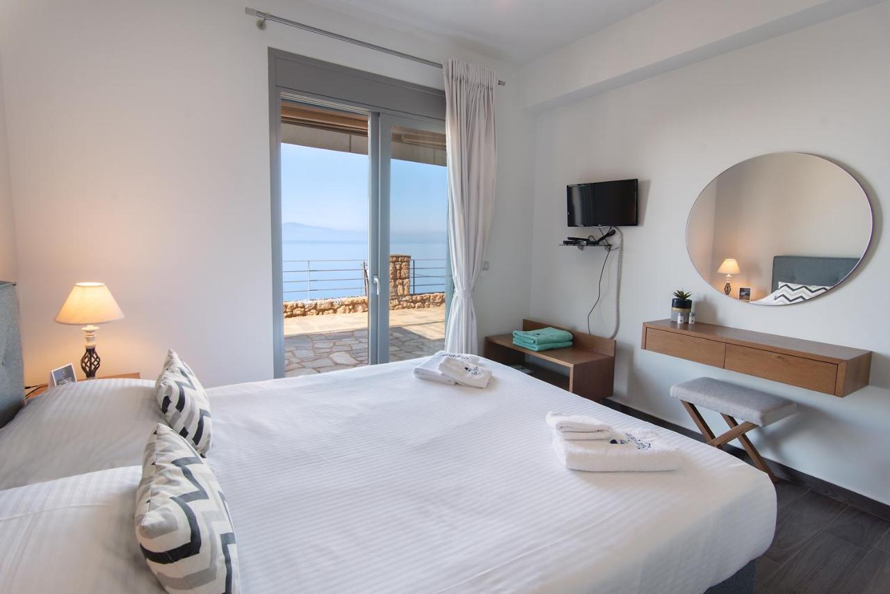 Bay View Guesthouses 卡拉马塔 外观 照片
