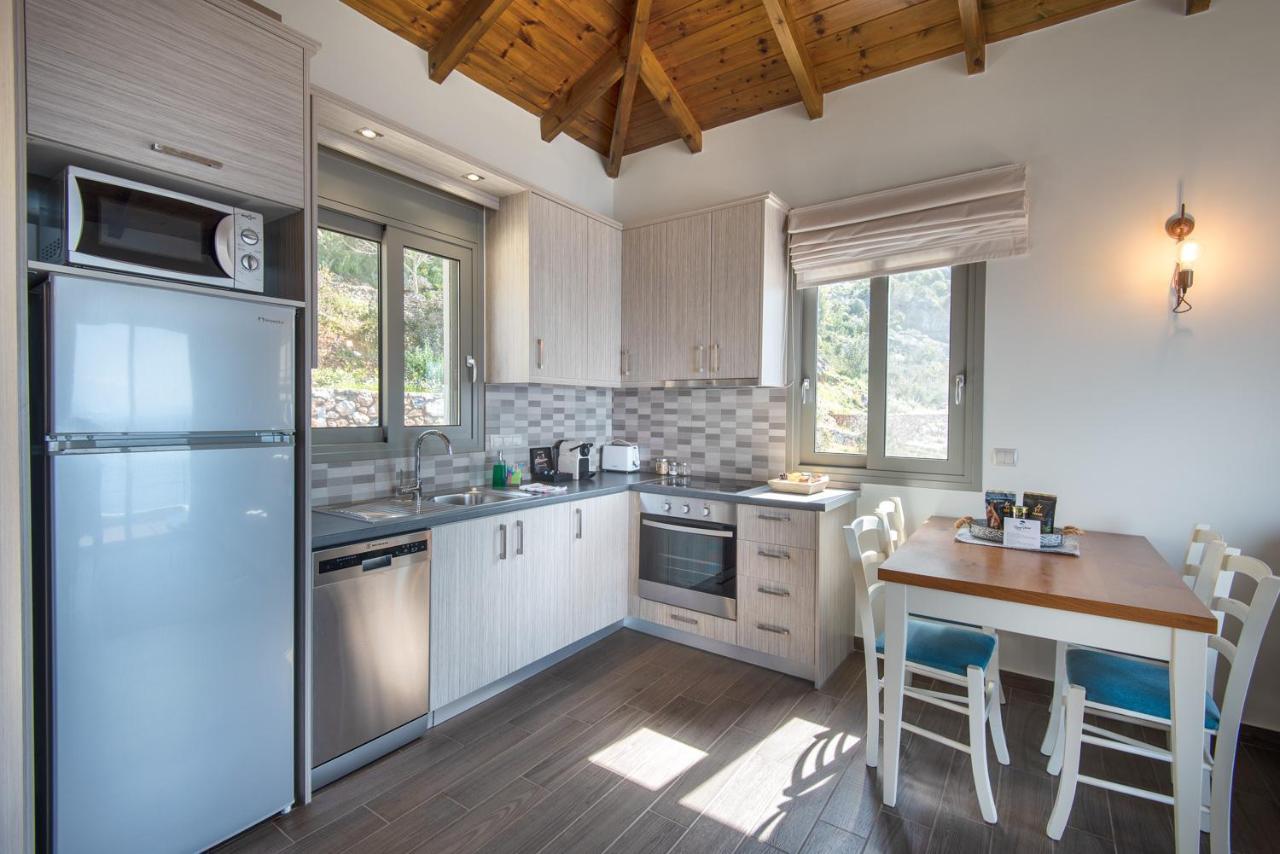 Bay View Guesthouses 卡拉马塔 外观 照片