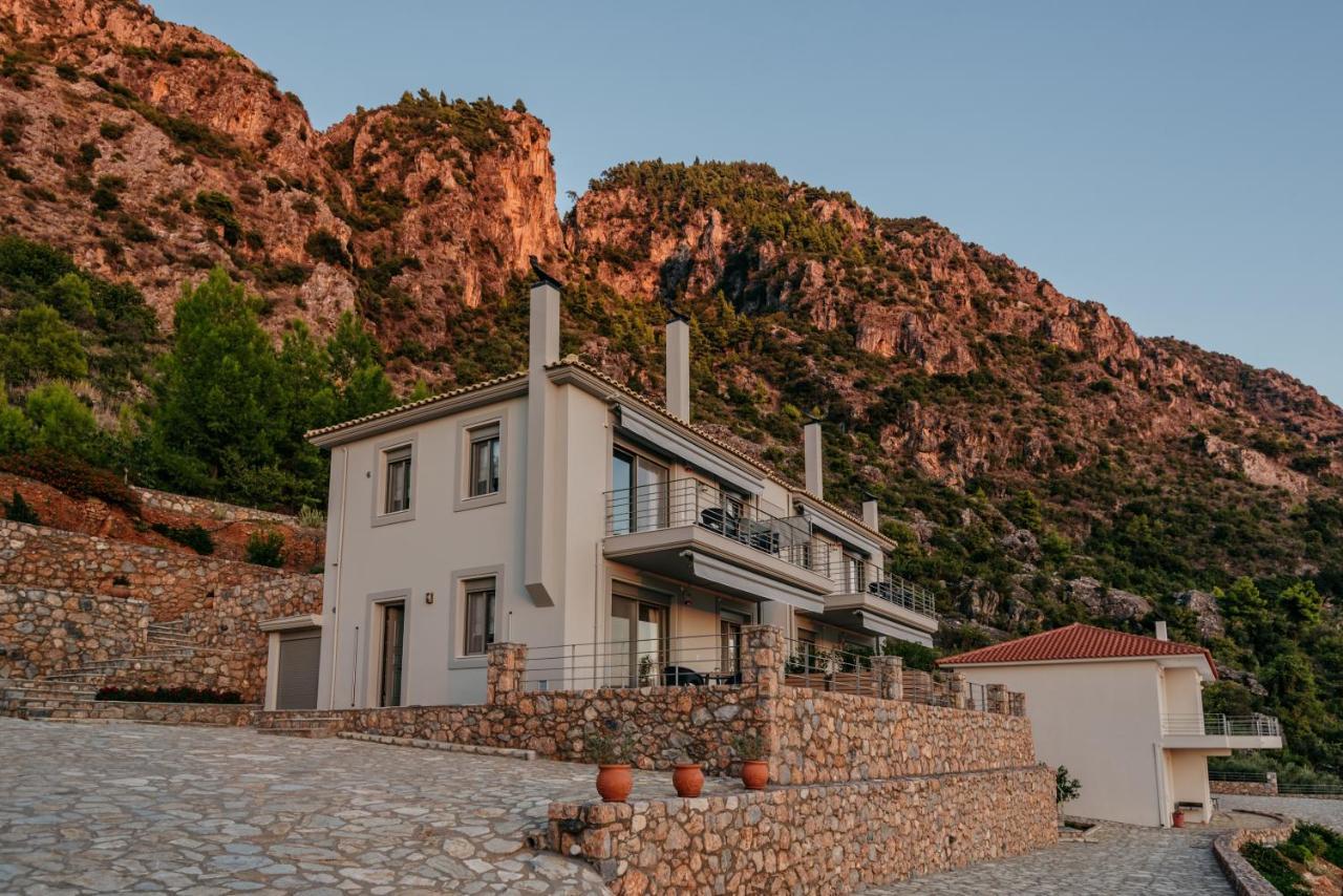 Bay View Guesthouses 卡拉马塔 外观 照片