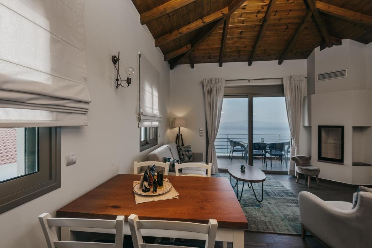 Bay View Guesthouses 卡拉马塔 外观 照片