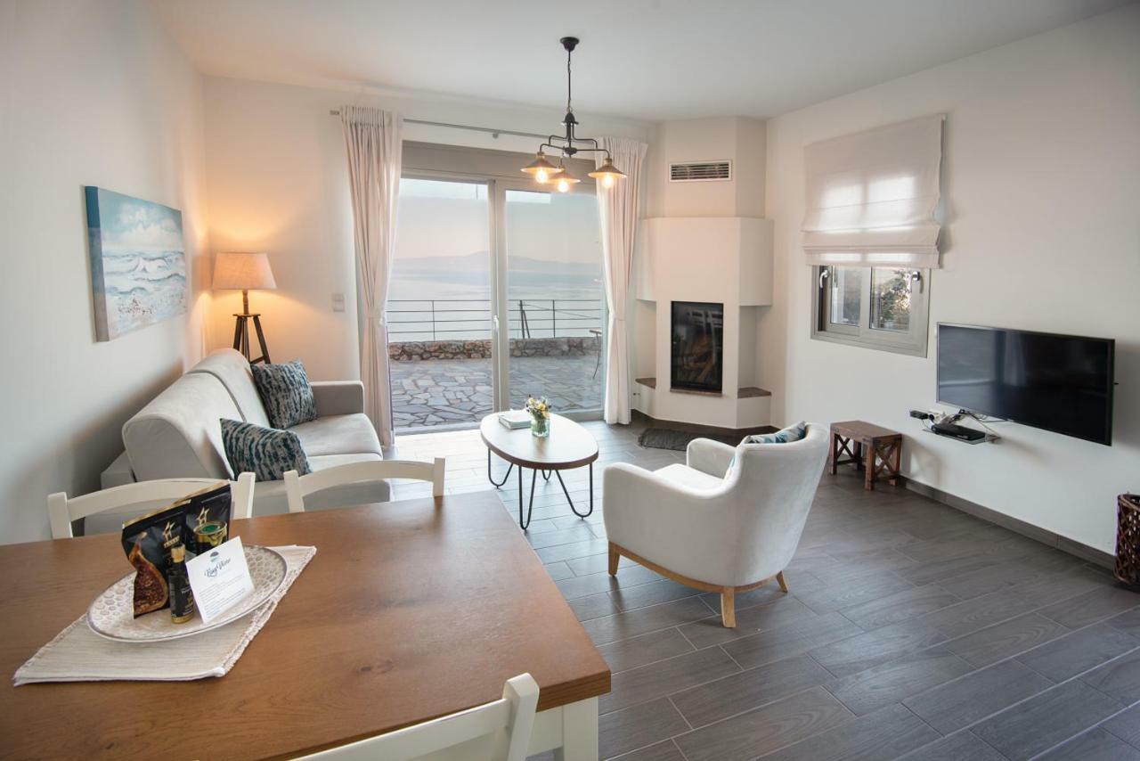 Bay View Guesthouses 卡拉马塔 外观 照片